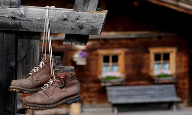 Naprawa butów trekkingowych: wskazówki i porady